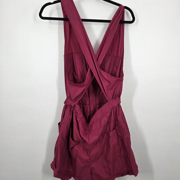 Free People Movement M Noiseless Back Trek Shorts Romper Athletic Maroon Outdoor - Picture 4 of 7